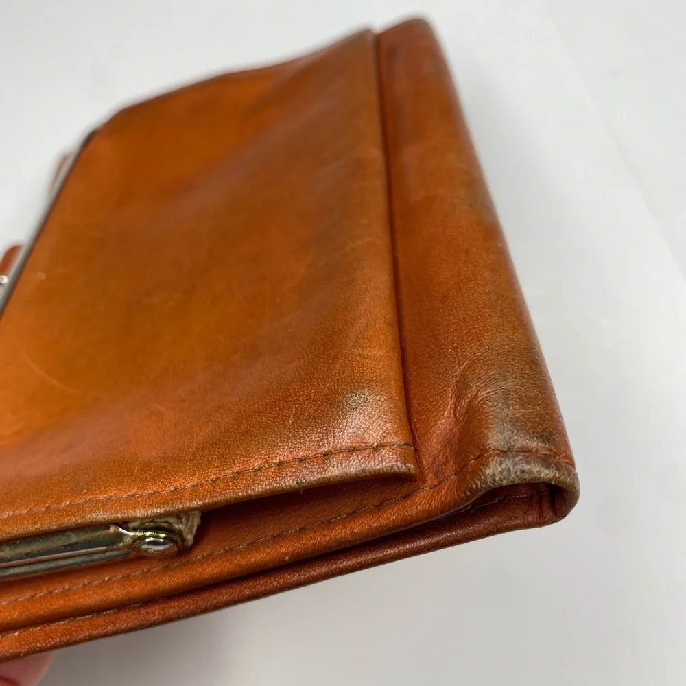 Vintage Rolfs Soft Brown Leather Embossed Tooled Wallet wKiss lock Coin Purse